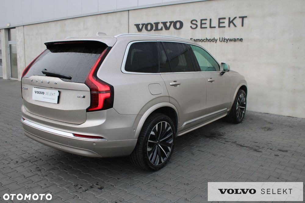Volvo XC 90 - 8