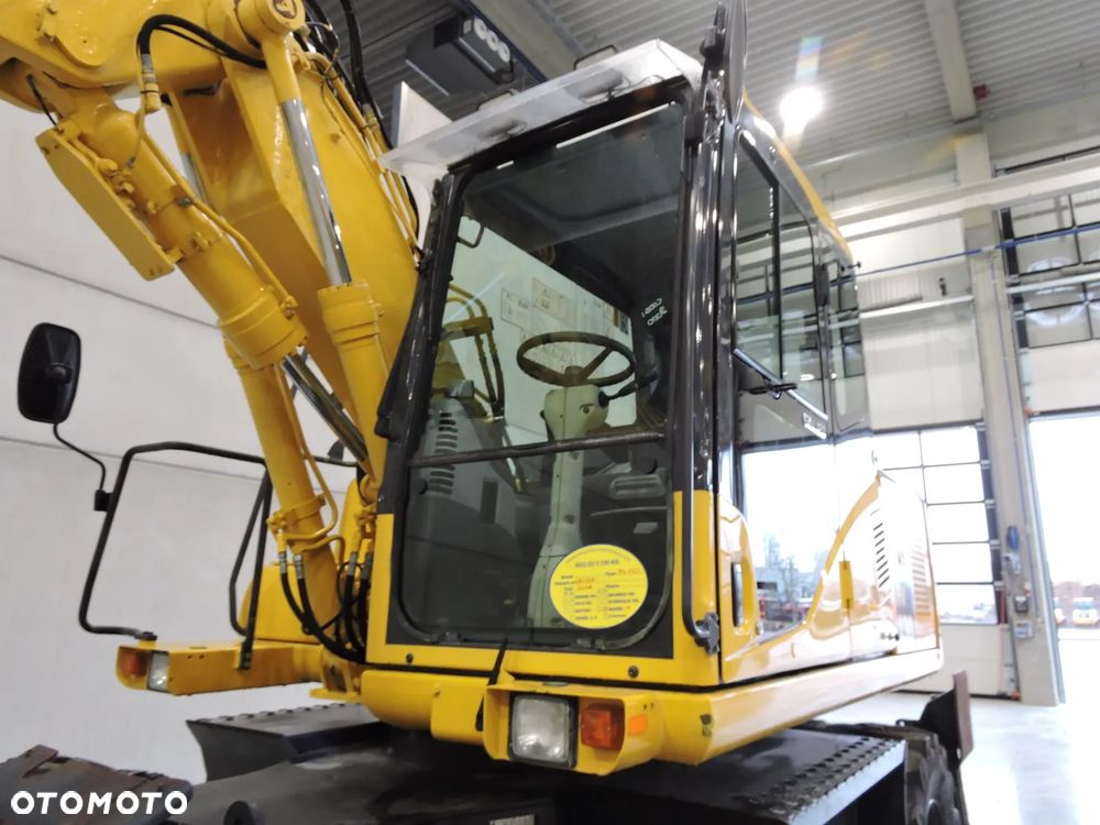 Komatsu PW130 - 24