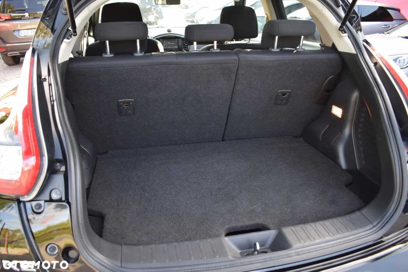Nissan Juke 1.6 CVT Tekna - 11