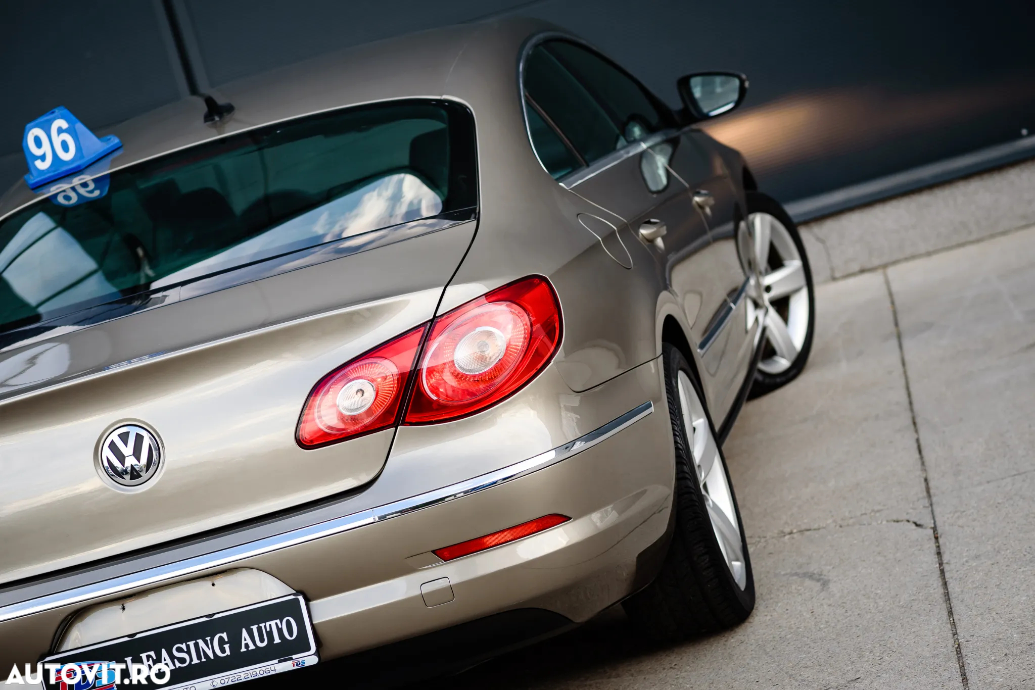 Volkswagen Passat CC 2.0 TSI DSG - 9