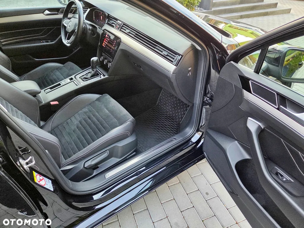 Volkswagen Passat - 34