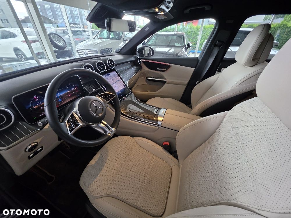 Mercedes-Benz GLC - 14