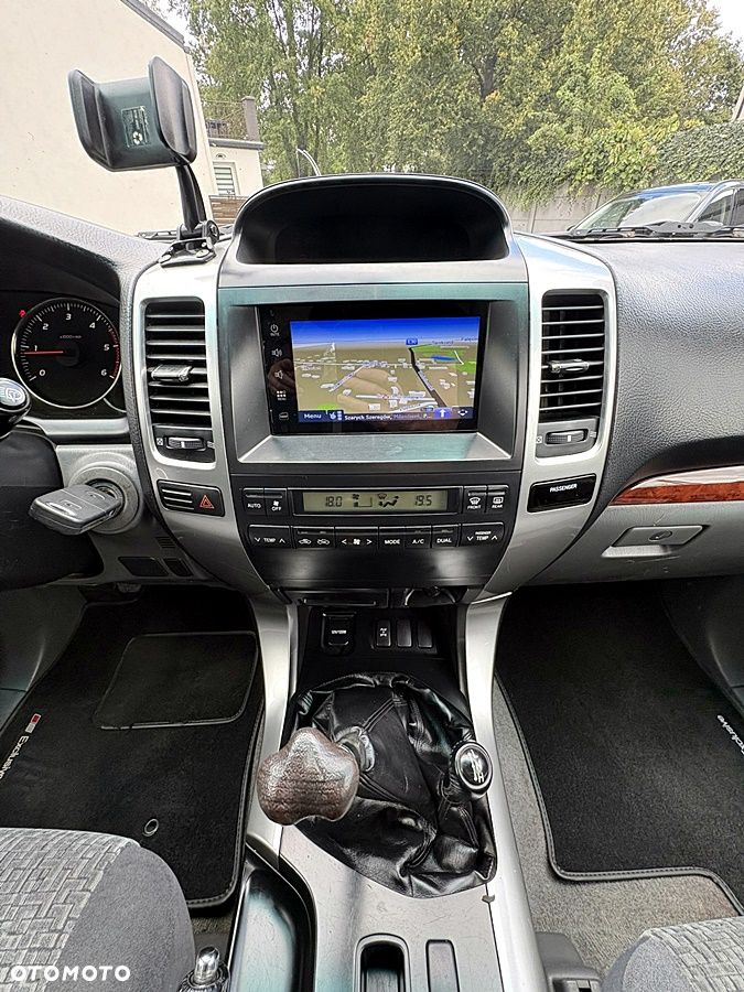Toyota Land Cruiser 3.0 D Luna Comfort - 29