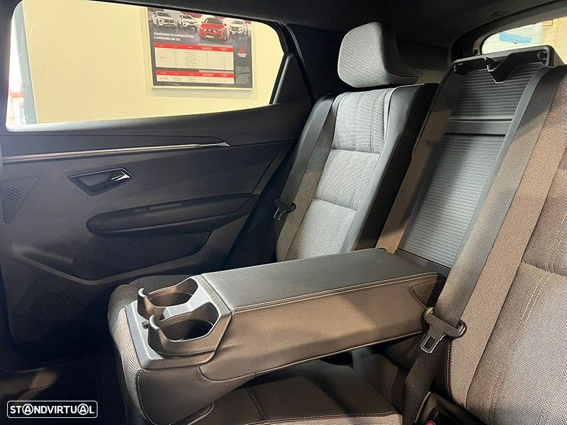 Mitsubishi Eclipse Cross 87 kWh Intense - 21