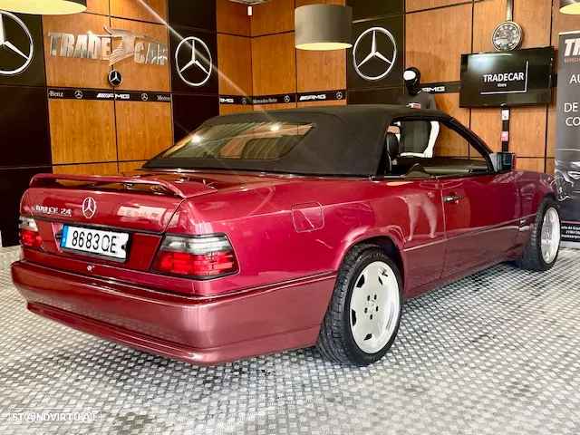 Mercedes-Benz 300 - 14