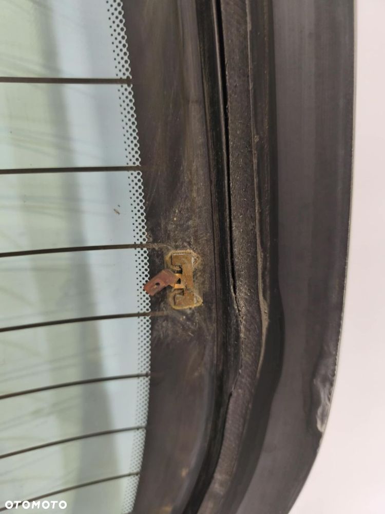 Szyba tylna RENAULT LAGUNA 2001-2007 HATCHBACK - 2