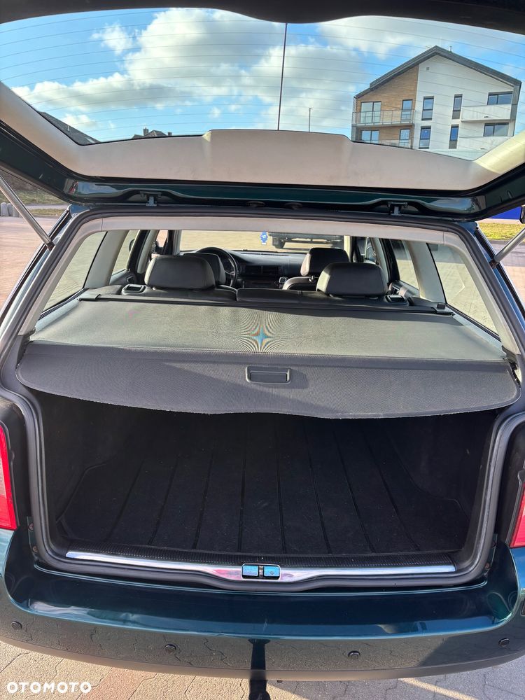 Volkswagen Passat 1.8T Comfortline Tiptr - 14