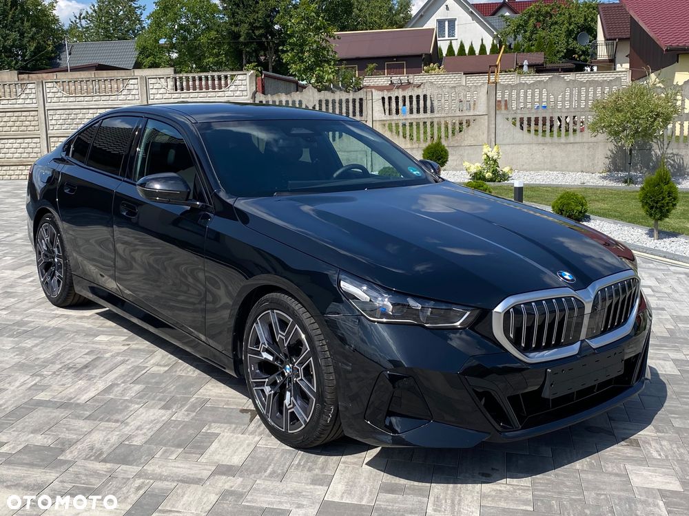 BMW Seria 5 520d xDrive - 6