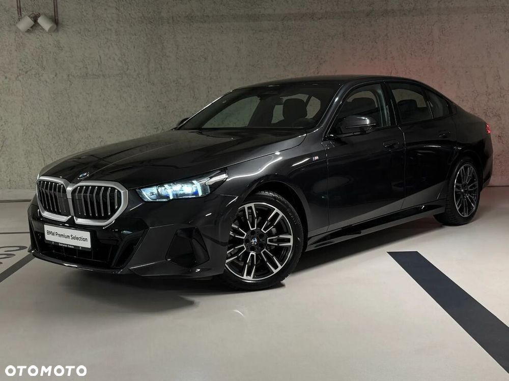 BMW Seria 5 520d xDrive mHEV M Sport - 24