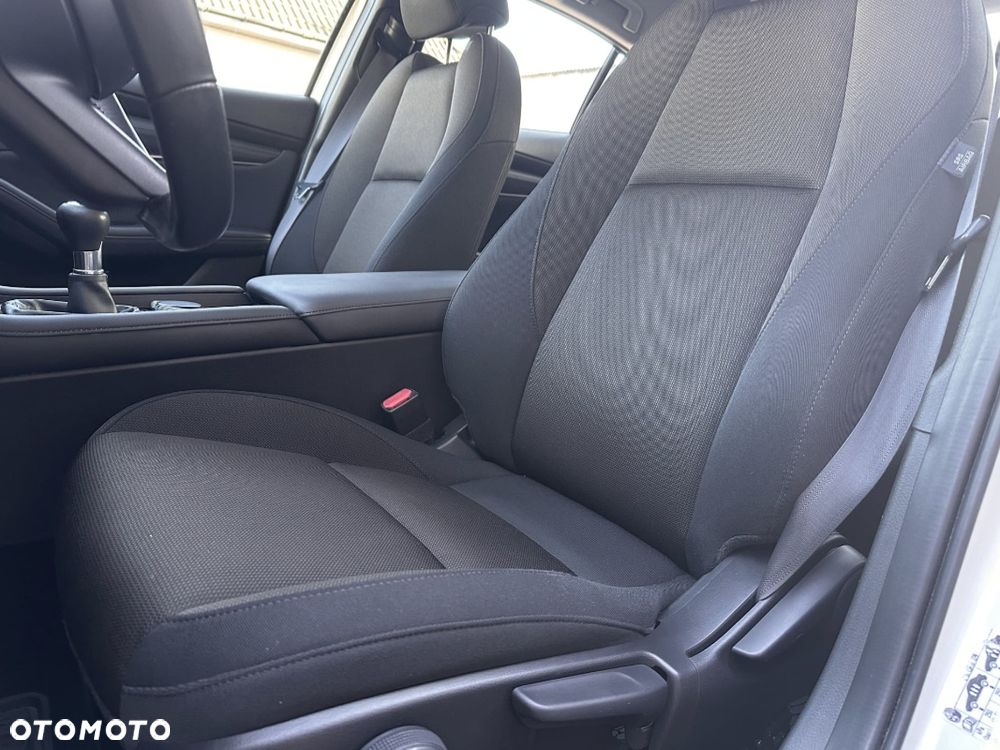 Mazda 3 e-SKYACTIV-G 122 M HYBRID EXCLUSIVE-LINE - 14