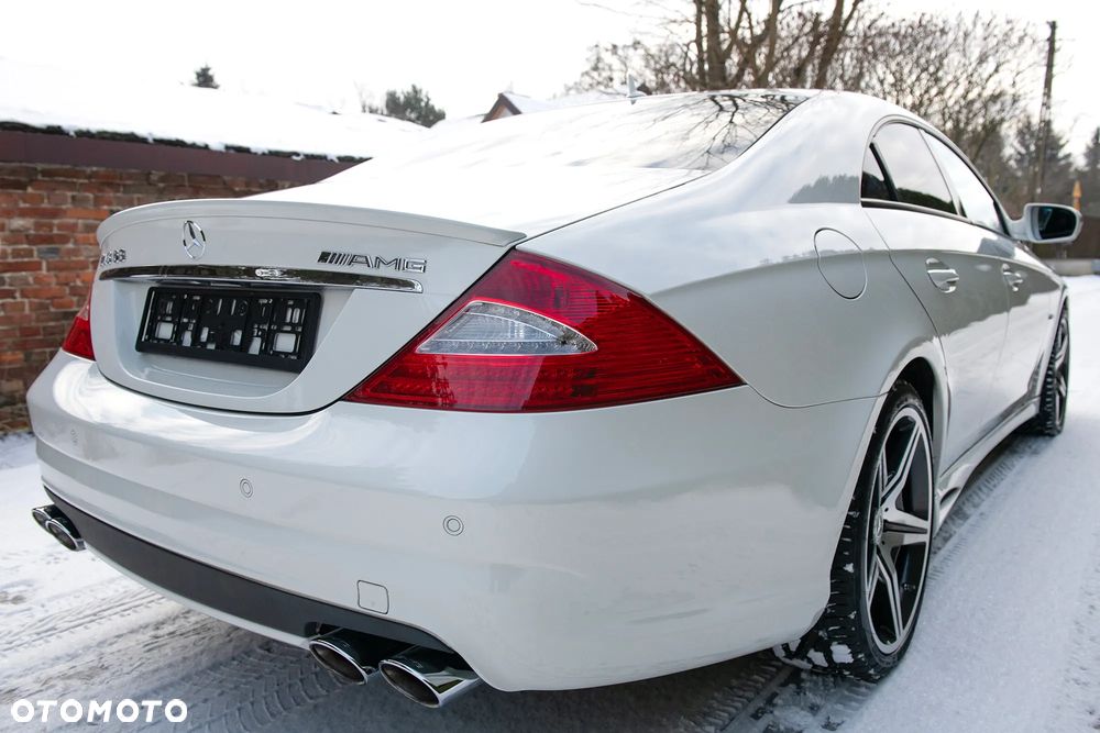 Mercedes-Benz CLS 63 AMG 7G-TRONIC - 13