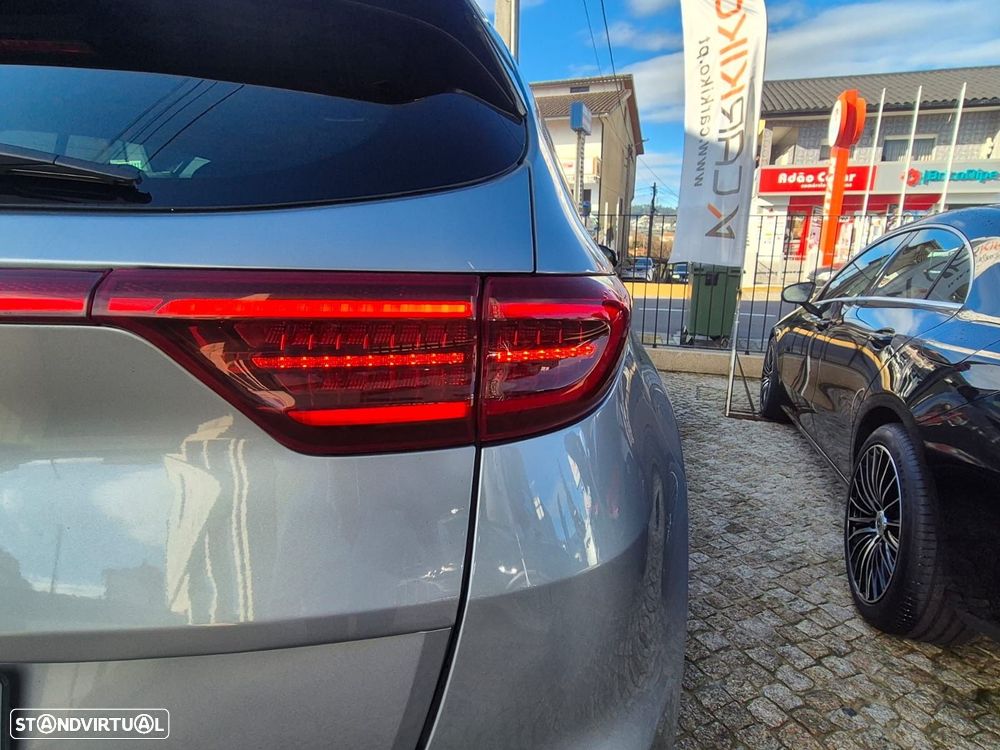 Kia Sportage 1.6 CRDI ISG MHEV Tech - 8