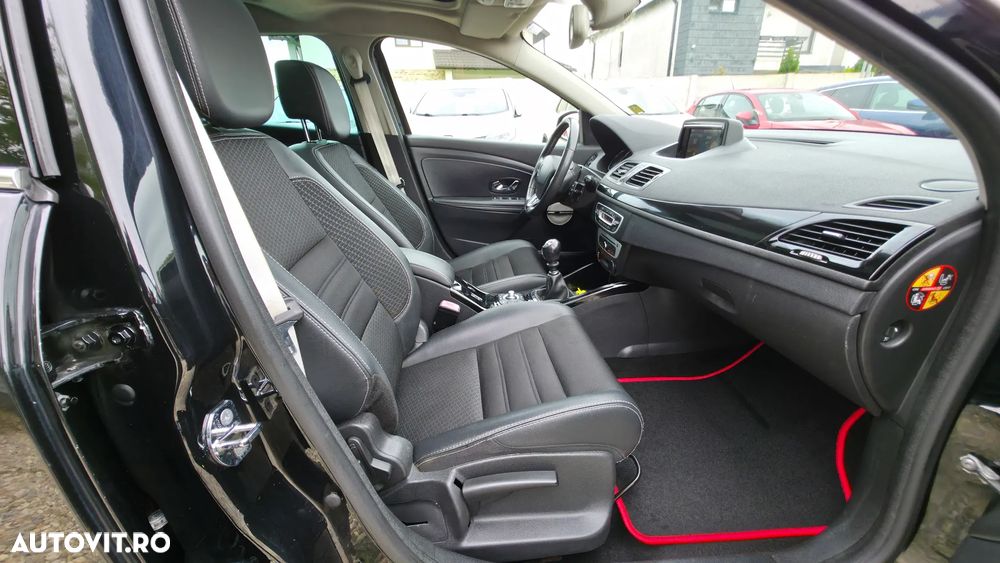 Renault Megane ENERGY dCi 130 BOSE EDITION - 23