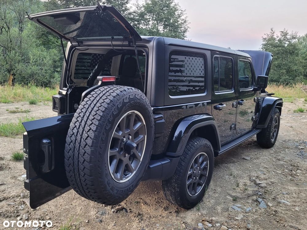 Jeep Wrangler - 8