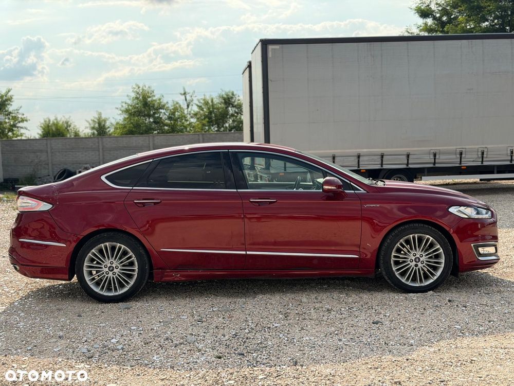 Ford Mondeo 2.0 Hybrid Vignale - 4