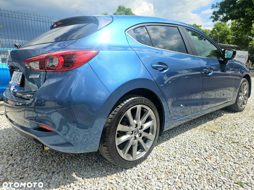 Mazda 3 - 18