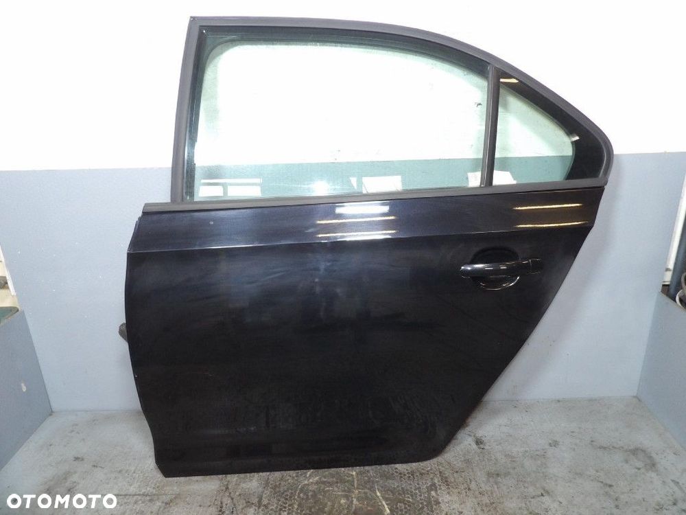 SKODA RAPID LIFTBACK DRZWI TYŁ LEWE LF9R - 1