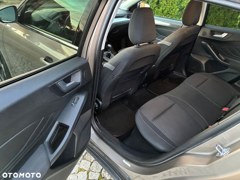 Ford Focus - 7