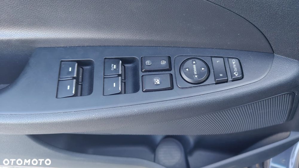 Hyundai Tucson 2.0 CRDI Premium 4WD - 24