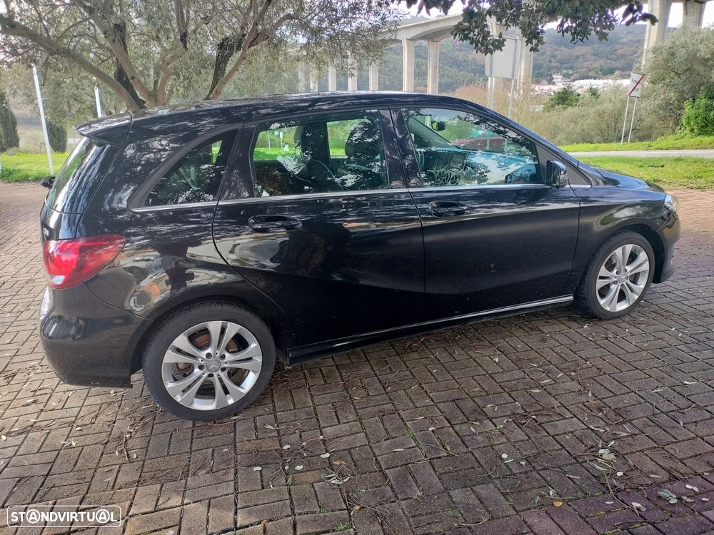 Mercedes-Benz B 200 CDI Style - 6