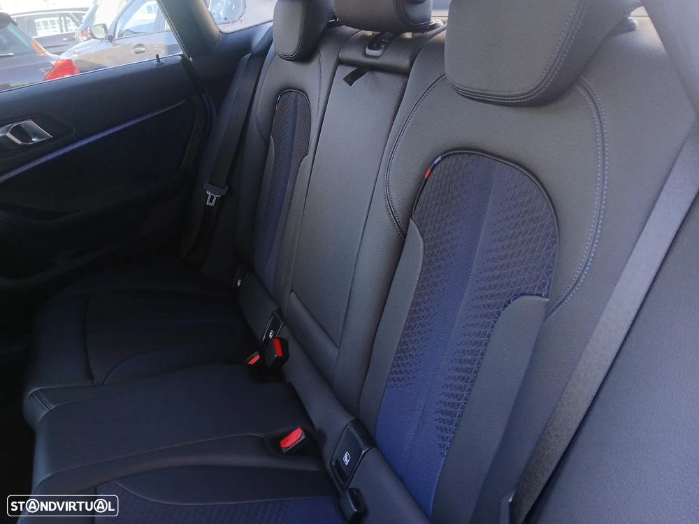 BMW 216 Gran Coupé d Pack Desportivo M - 25