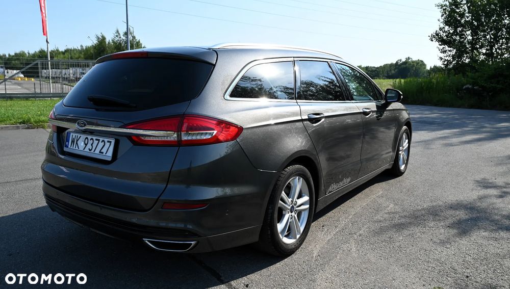 Ford Mondeo - 17