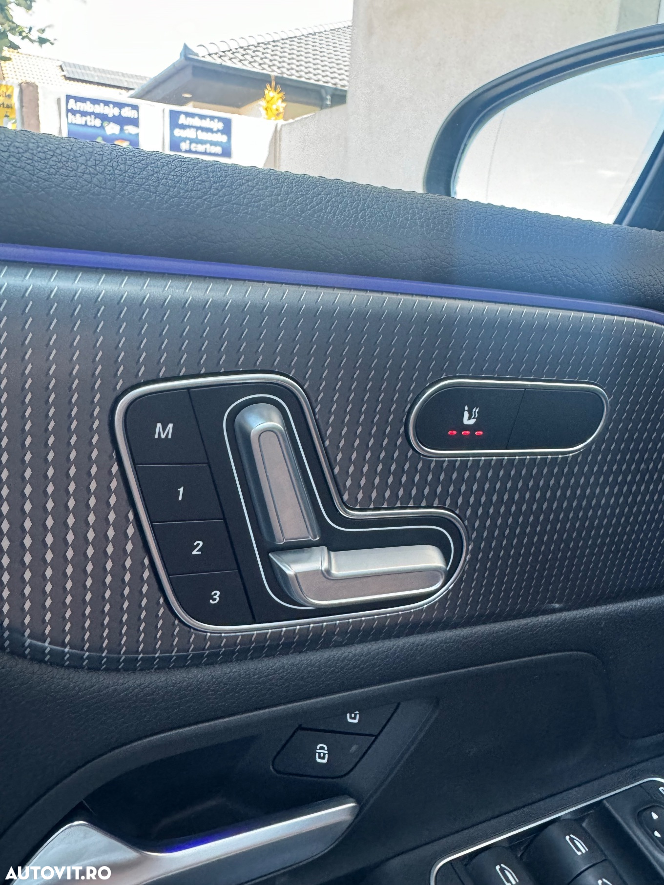 Mercedes-Benz B - 10