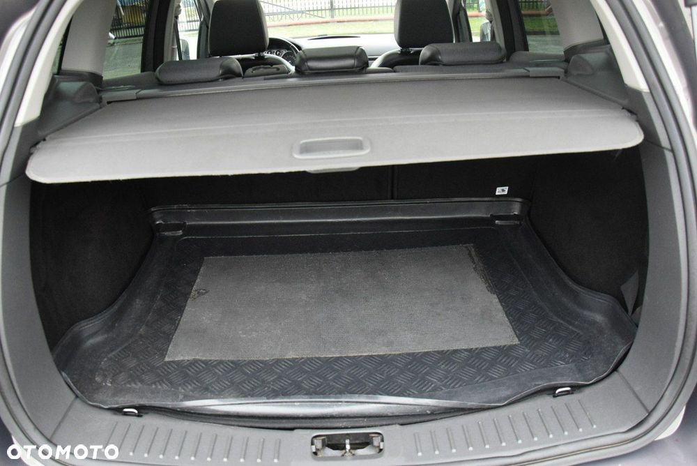 Ford Kuga 2.0 TDCi 4WD Titanium - 29