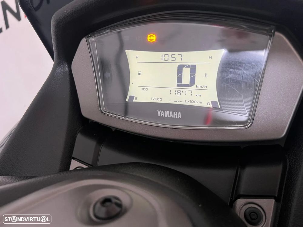 Yamaha NMAX 125 - 7
