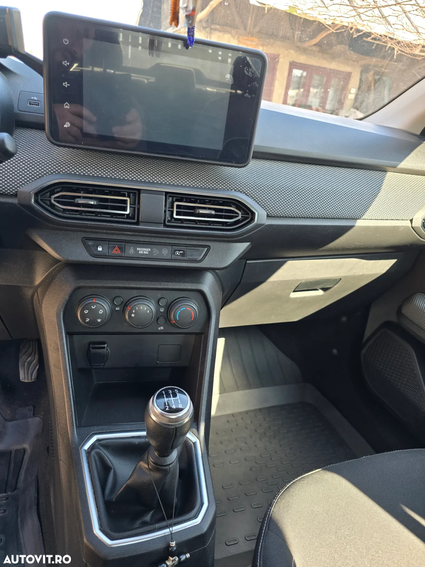 Dacia Logan SCe 65 Comfort - 4