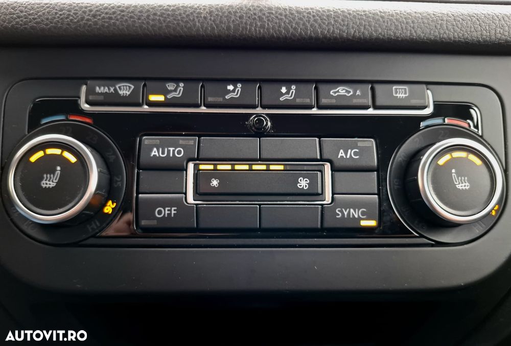 Volkswagen Tiguan 2.0 TDI DPF BlueMotion Technology Exclusive - 15