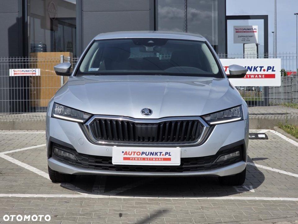 Skoda Octavia - 2