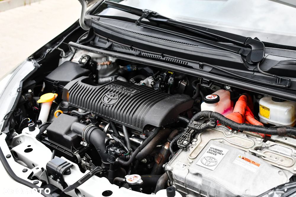 Toyota Yaris Hybrid 100 Premium EU6 - 18