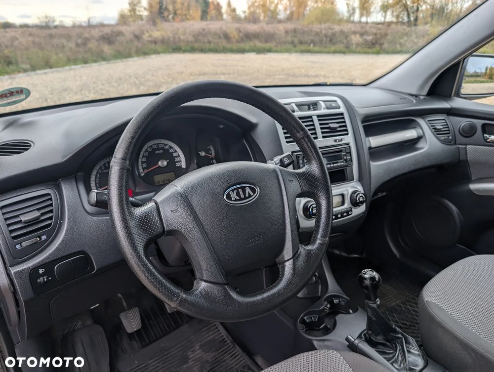 Kia Sportage 2.0 2WD LX - 31