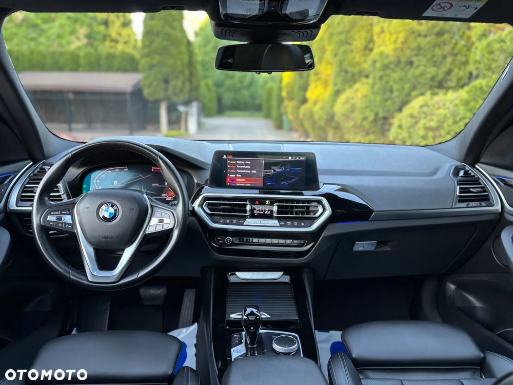 BMW X3 sDrive18d sport - 23