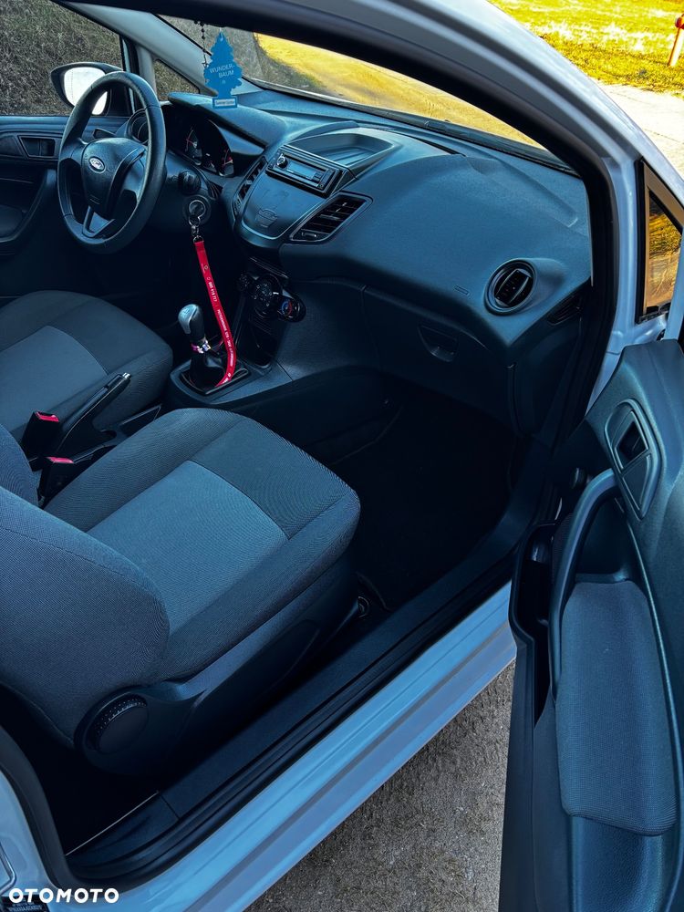 Ford Fiesta 1.25 Trend Edition - 17