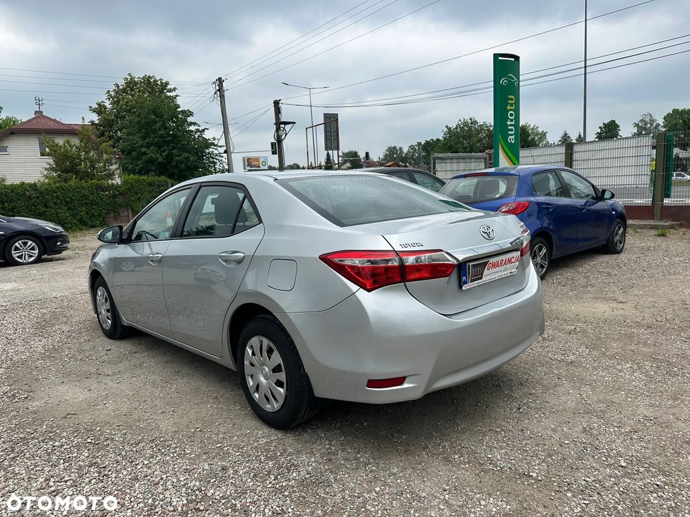 Toyota Corolla - 8