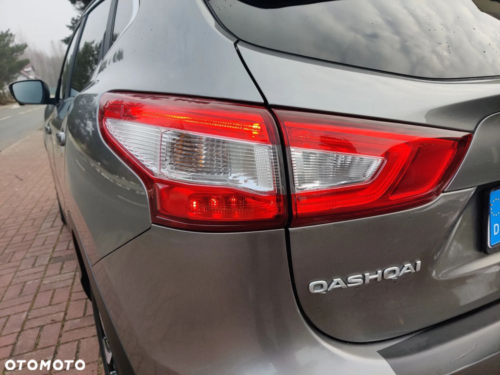 Nissan Qashqai 1.2 DIG-T Xtronic 360 - 17