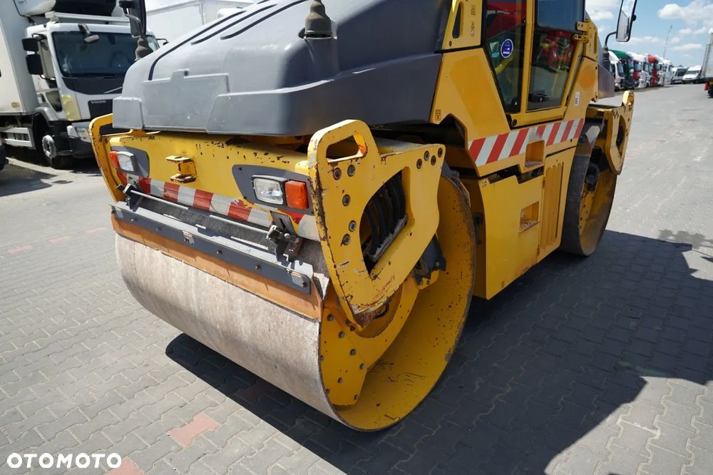 Hamm DV 90 H192 WALEC WIBRACYJNO-OSCYLACYJNY TYPU TANDEM - 14