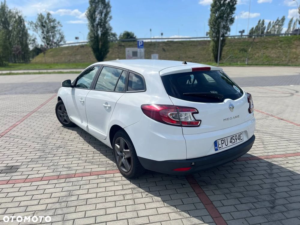 Renault Megane dCi 95 FAP Paris - 8