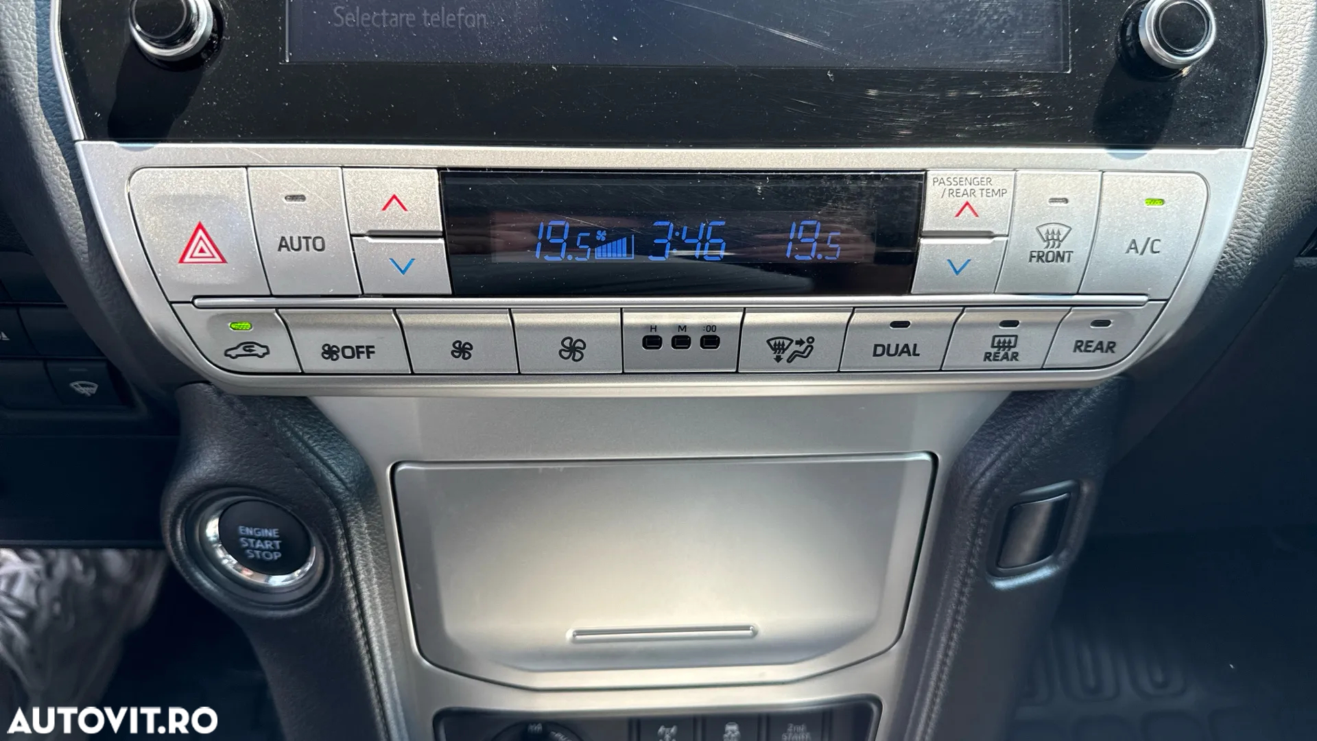 Toyota Land Cruiser - 32