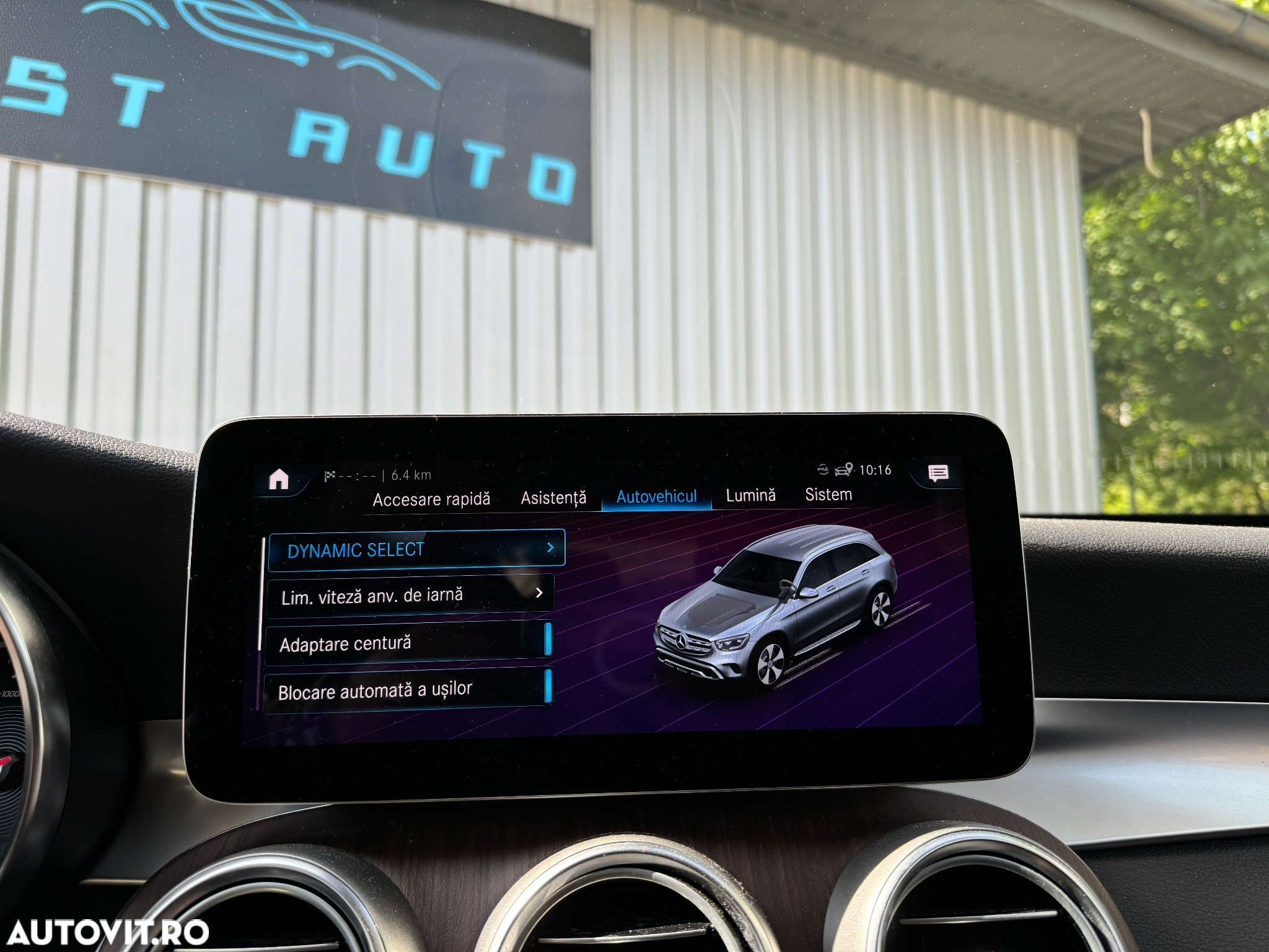 Mercedes-Benz GLC 300 e 4Matic 9G-TRONIC Exclusive - 17