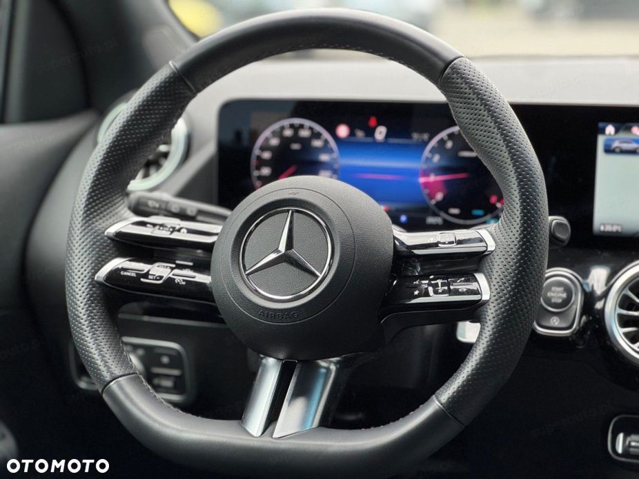 Mercedes-Benz GLA 200 mHEV AMG Line 7G-DCT - 10