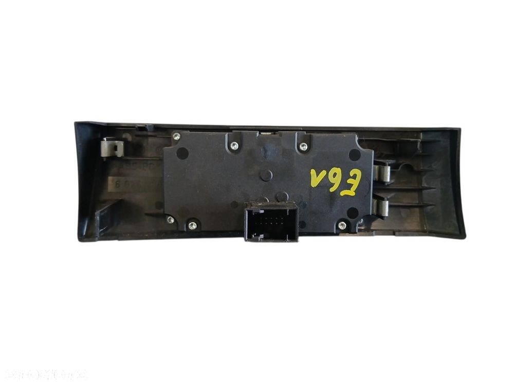 PANEL WŁĄCZNIK ŚWIATEŁ BMW E61 PANEL WŁĄCZNIK ŚWIATEŁ E61 - 2