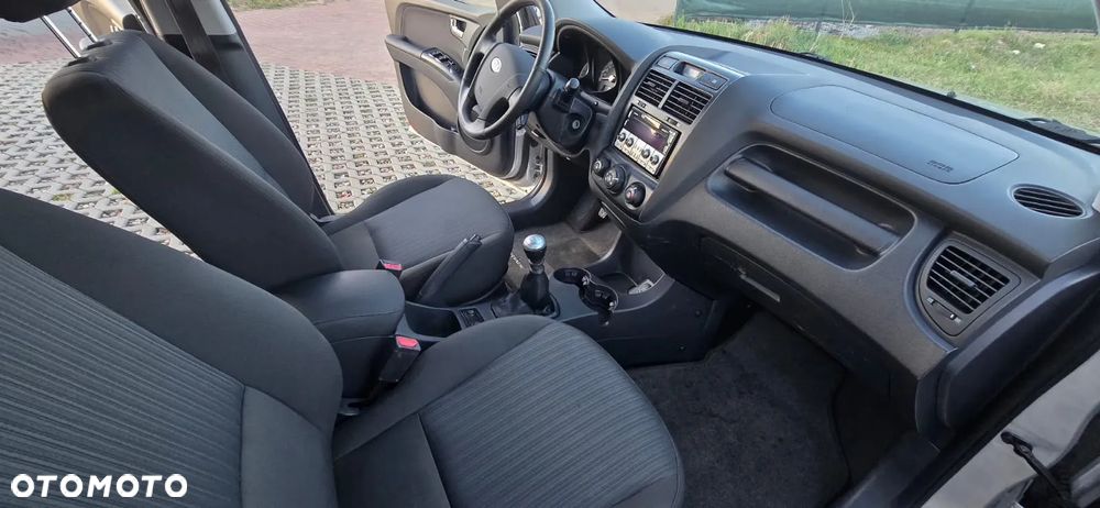 Kia Sportage 2.0 CRDI 2WD Champ - 13