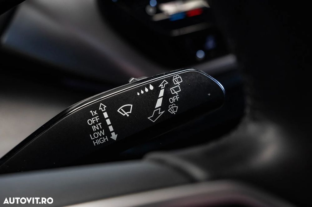 VOLKSWAGEN ID.4 2023 — imagine 31