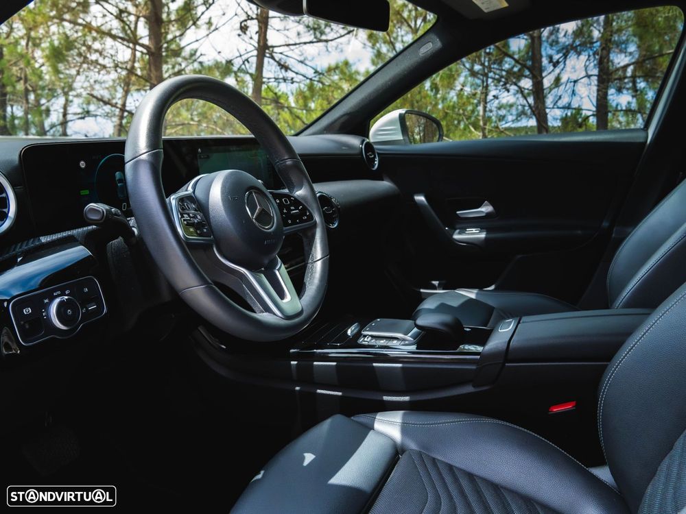 Mercedes-Benz A 250 - 18