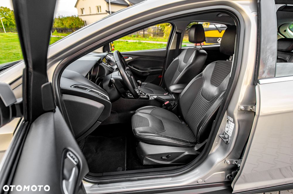 Ford Focus 1.0 EcoBoost Titanium - 21