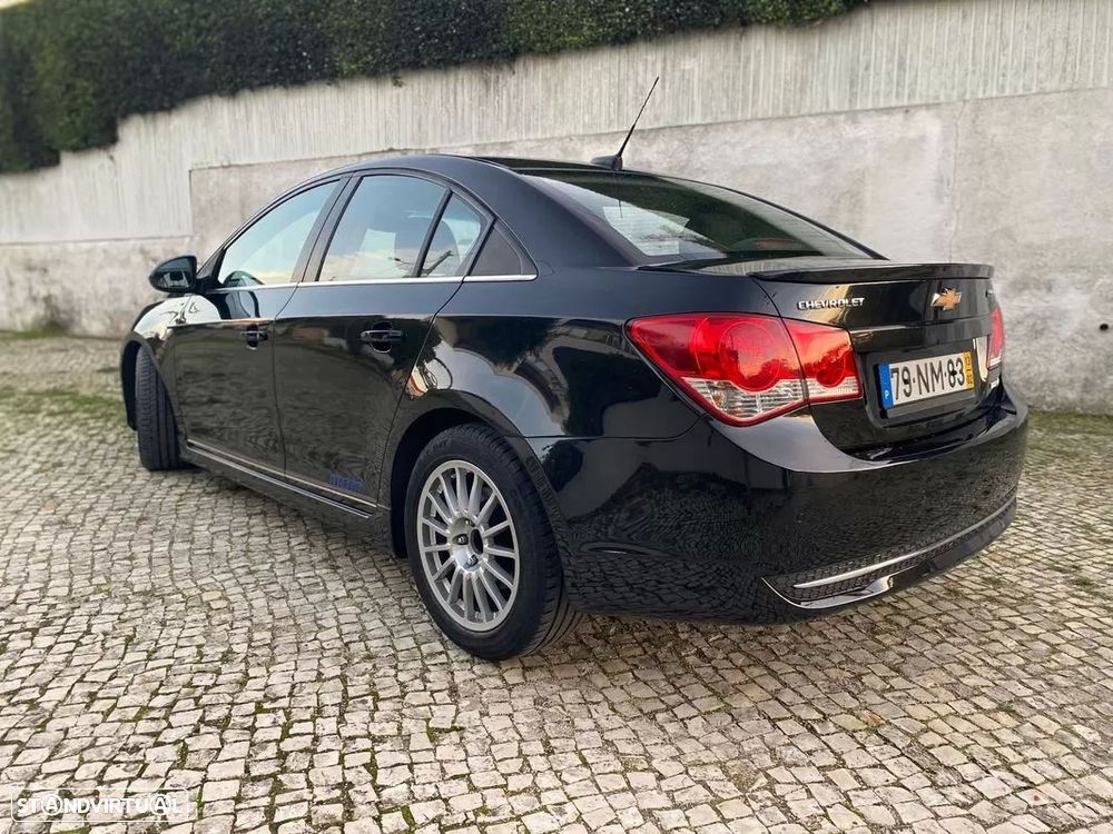Chevrolet Cruze 2.0 VCDi LT - 4