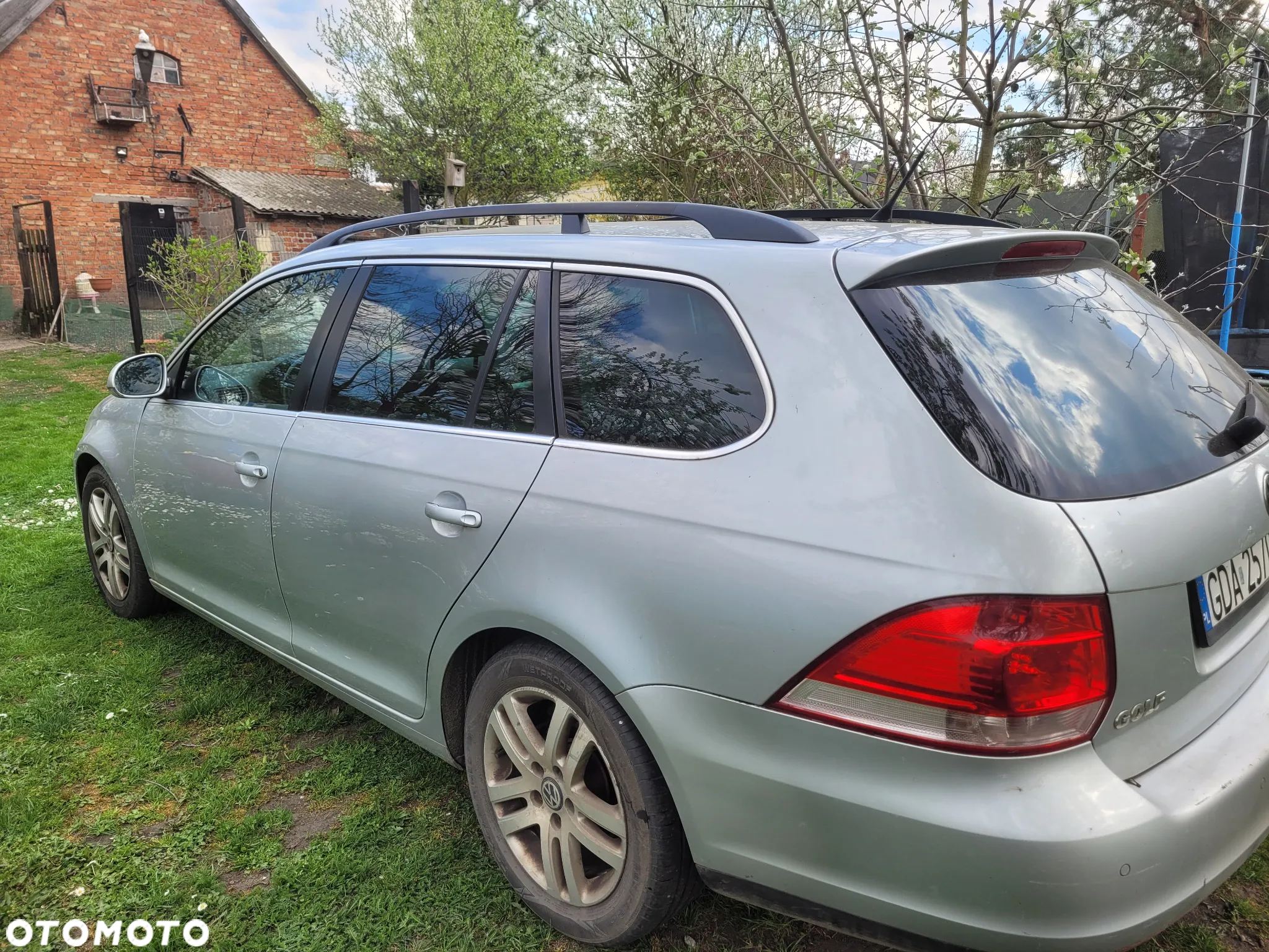 Volkswagen Golf 2.0 TDI DPF BlueMotion Technology DSG Comfortline - 13